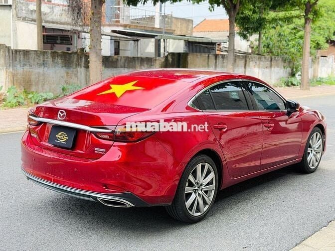 Mazda 6 2.0 Premium TCCC 2024 Đỏ 20.000 km