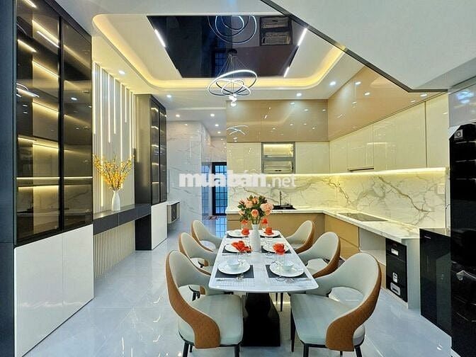  HẠ GIÁ BÁN GẤP NHÀ 3 TẦNG  ĐƯỜNG D6 KHU HỒNG LOAN CẦN THƠ