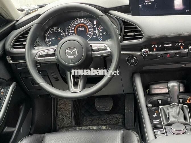 Mazda 3 Luxury 2020 Đen 25000 km