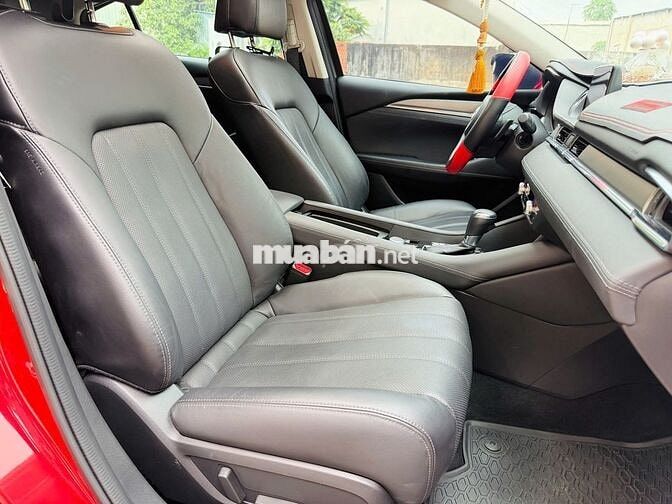 Mazda 6 2.0 Premium TCCC 2024 Đỏ 20.000 km