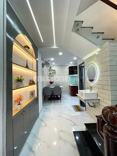 Ngộp! Giảm 200tr nhà hẻm 4m Phùng Văn Cung, PN giá 3tỷ850/46,5m2. SHR