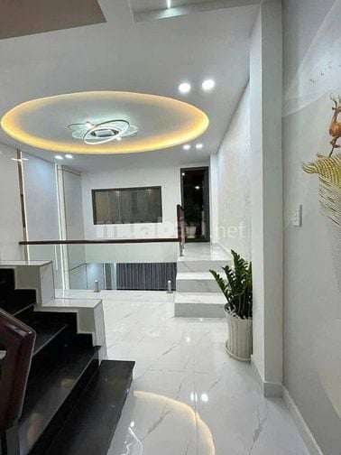 Ngộp! Giảm 200tr nhà hẻm 4m Phùng Văn Cung, PN giá 3tỷ850/46,5m2. SHR