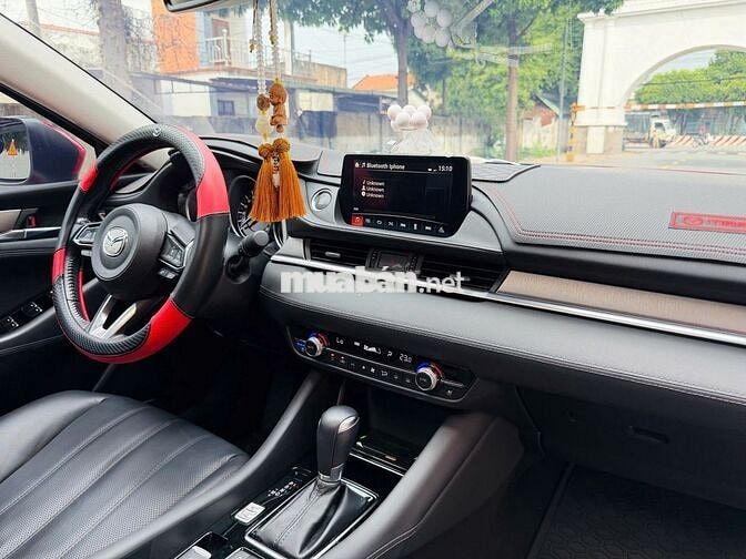Mazda 6 2.0 Premium TCCC 2024 Đỏ 20.000 km