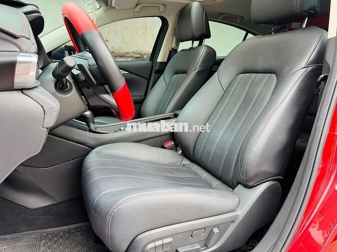 Mazda 6 2.0 Premium TCCC 2024 Đỏ 20.000 km