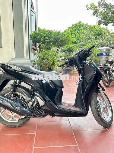 Honda SH150i 2019 Đen nguyên zin mới đi 8398 km