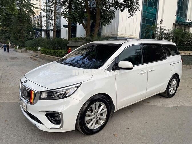 Kia Sedona 2018 2.2DATH 7 chỗ Tự động Trắng