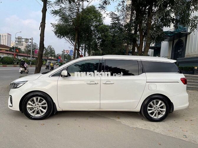 Kia Sedona 2018 2.2DATH 7 chỗ Tự động Trắng
