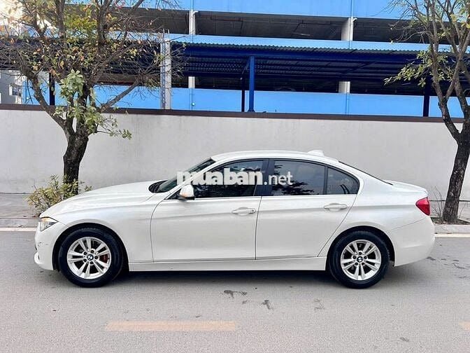 BMW 320i 2016 Trắng 139000 km