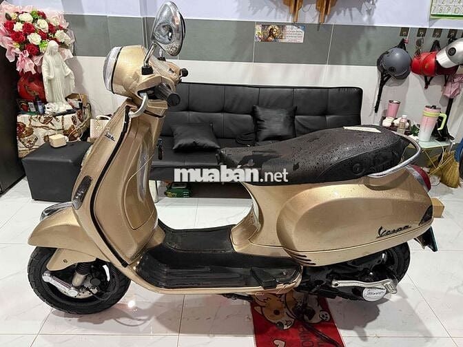 Bán Chiếc xe Vespa 125 Chính Chủ
