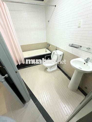 STUDIO TÁCH BẾP NGAY NOWZONE / ĐẠI HỌC SÀI GÒN