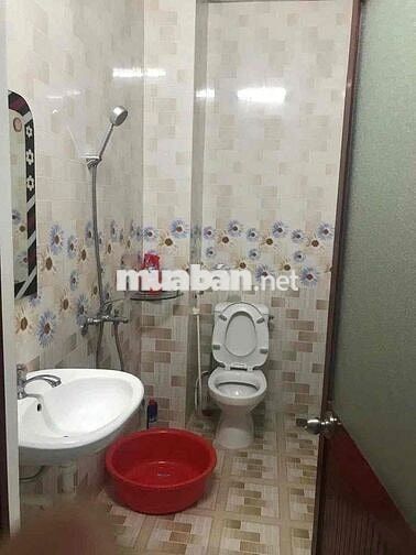 CHO THUÊ NHÀ 3 TẦNG MẶT TIỀN HỒ TÙNG MẬU - GẦN BIỂN NGUYỄN TẤT THÀNH