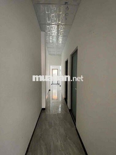 Nhà mới 3pn 3 máy lạnh MT Tô Vĩnh Diện