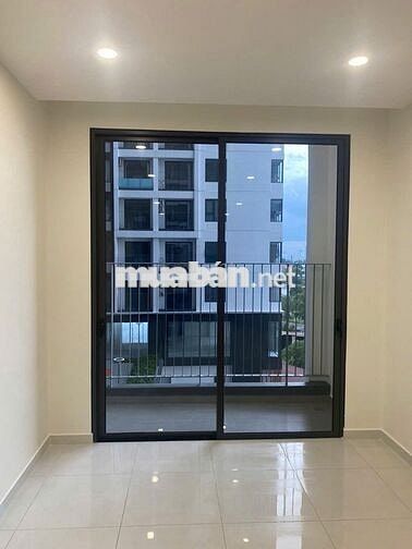  Cho Thuê CH 1PN1WC 58m² Có Sẵn Rèm Giá 5,5 Triệu Emerald Golf View