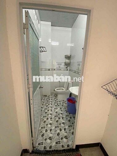 Nhà mới 3pn 3 máy lạnh MT Tô Vĩnh Diện