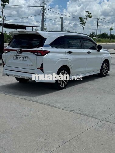 Toyota Veloz Cross TOP 2022 80000 km Trắng