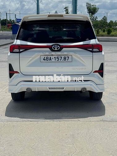 Toyota Veloz Cross TOP 2022 80000 km Trắng
