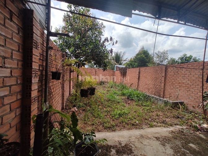 NHÀ ĐẸP SÂN VƯỜN RỘNG RÃI – HẺM Ô TÔ 5M TRẦN HÙNG ĐẠO, P. LỘC SƠN, TP.