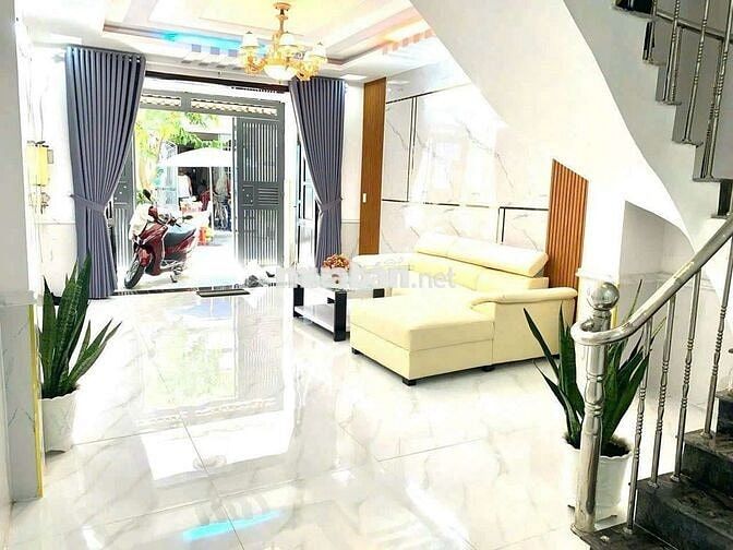Cho thuê nhà nguyên căn Quang Trung 