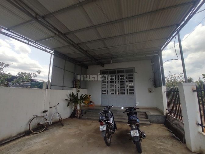 NHÀ ĐẸP SÂN VƯỜN RỘNG RÃI – HẺM Ô TÔ 5M TRẦN HÙNG ĐẠO, P. LỘC SƠN, TP.