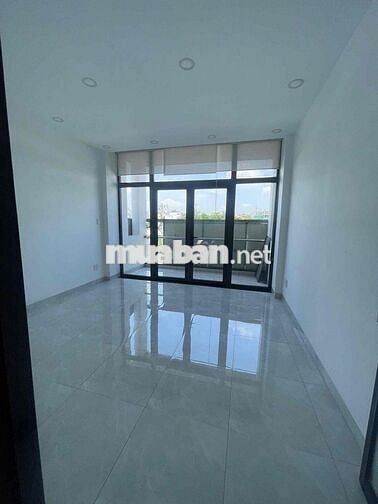 NHÀ MẶT TIỀN DƯƠNG QUẢNG HÀM P5 GÒ VẤP GẦN NGÃ TƯ NGUYỄN THÁI SƠN