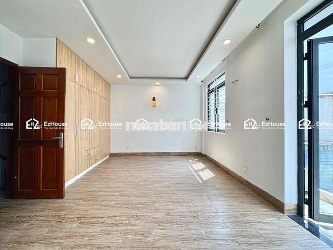 GIẢM 500K - STUDIO BAN CÔNG FULL NỘI THẤT NGAY BỜ BAO AEONMALL TÂN PHÚ