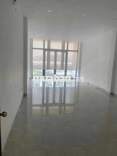 NHÀ MẶT TIỀN DƯƠNG QUẢNG HÀM P5 GÒ VẤP GẦN NGÃ TƯ NGUYỄN THÁI SƠN