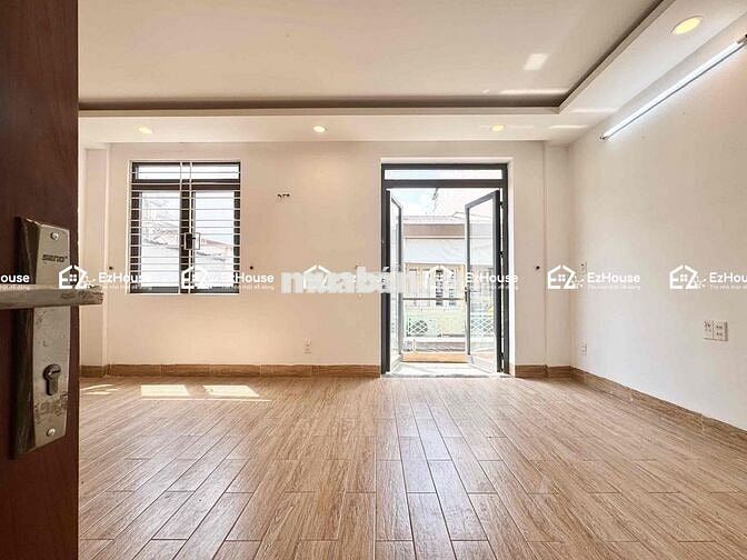 GIẢM 500K - STUDIO BAN CÔNG FULL NỘI THẤT NGAY BỜ BAO AEONMALL TÂN PHÚ
