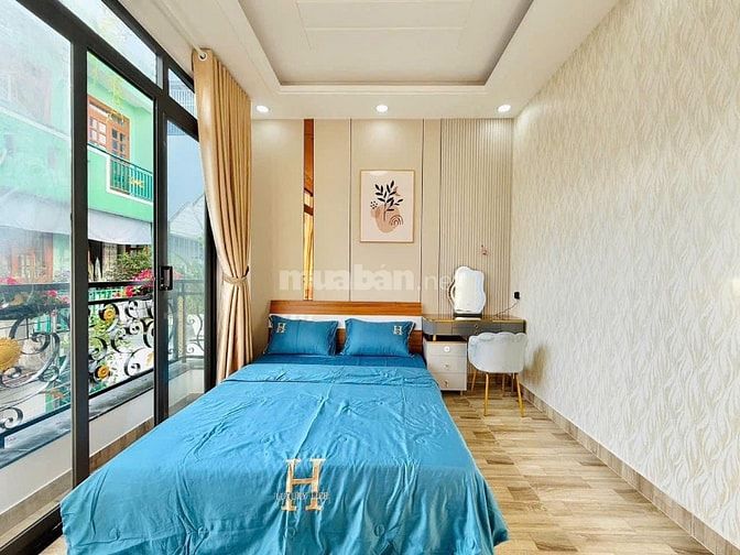 Tôi cần bán nhà Phổ Quang, Tân Bình giá chỉ 4tỷ050/44m2, tặng nội thất