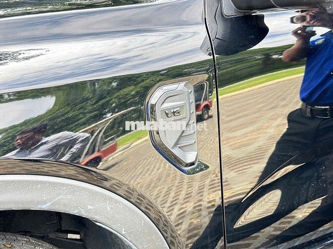 2026 Ford Ranger Wildtrak 3.0 V6 máy dầu Hót