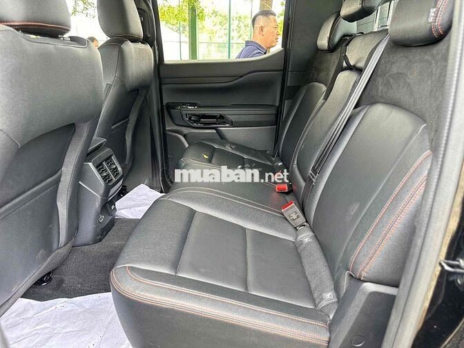 2026 Ford Ranger Wildtrak 3.0 V6 máy dầu Hót