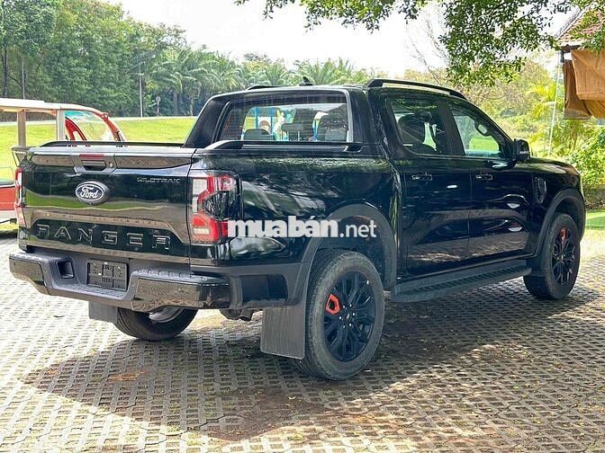 2026 Ford Ranger Wildtrak 3.0 V6 máy dầu Hót