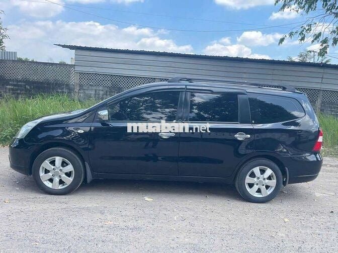 NISSAN LIVINA 2010 SIÊU HIẾM