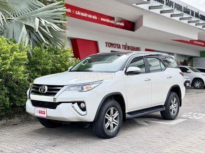 Toyota Fortuner 2018 2.4L 4x2 AT Trắng