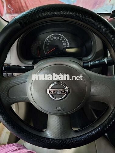 Nissan Sunny XL Trắng 5 chỗ Xe gia đình