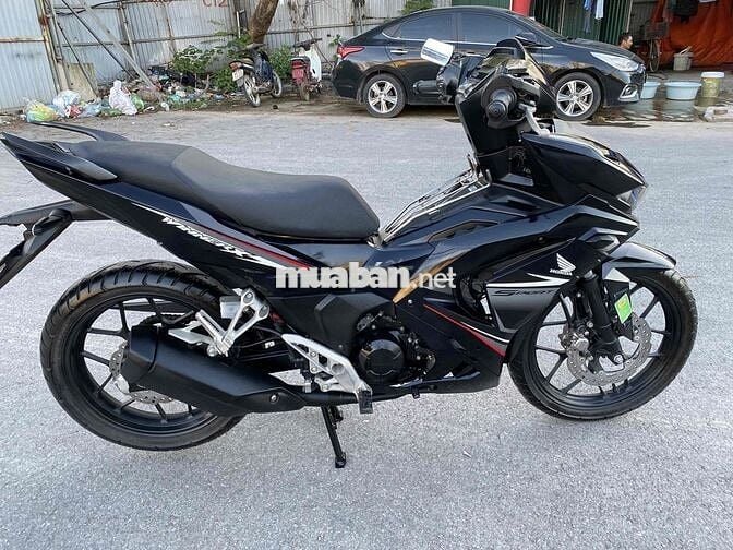 Honda Winner V3 —2023 — biển 29 nilon gián kín xe