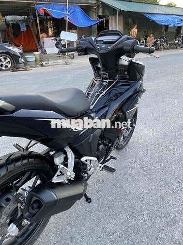 Honda Winner V3 —2023 — biển 29 nilon gián kín xe