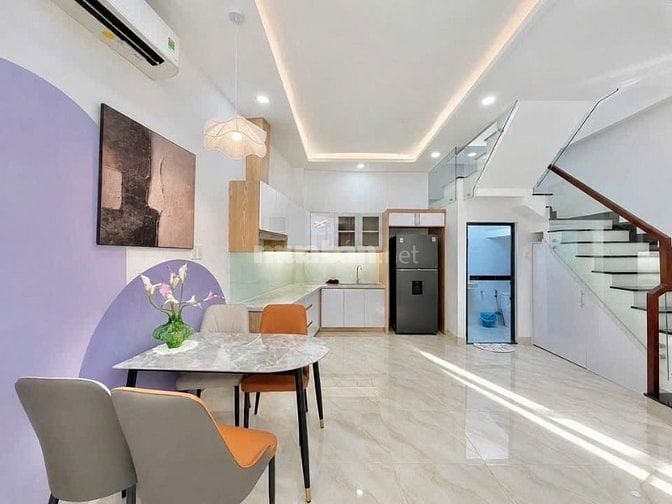Nhà ở ngay Lương Hữu Khánh – Gần trường học, chợ, BV – pháp lý rõ ràng