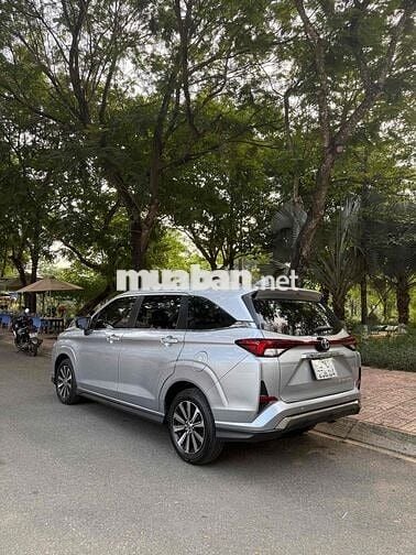 Toyota Veloz Cross 2024 Số tự động 30000 km Bạc