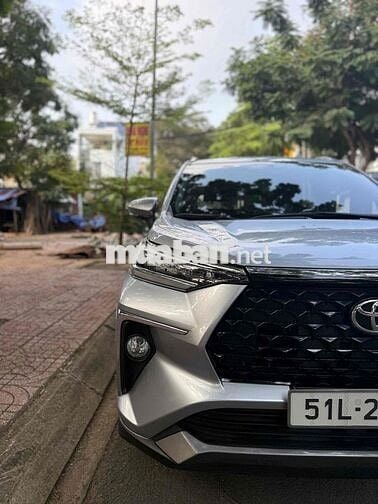 Toyota Veloz Cross 2024 Số tự động 30000 km Bạc