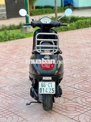 Piaggio Vespa 125cc 2VIE 2012 Đen 32k km