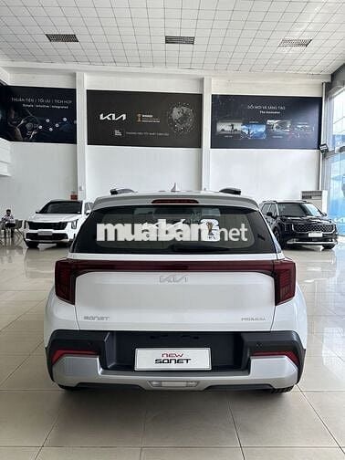 Kia Sonet SUV Trắng 5 chỗ