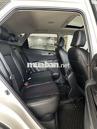 Kia Sonet SUV Trắng 5 chỗ
