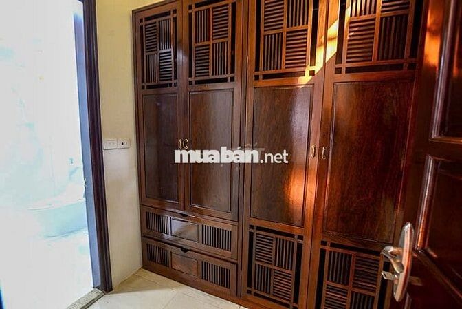Cho thuê Biệt thự 280m2 Số 8 C4Ciputra, Phường Phú Thượng, Hà Nội