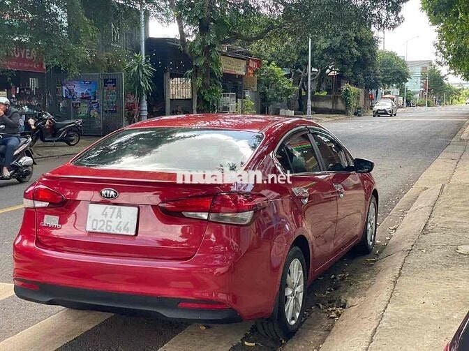 Kia Cerato 2016 Số sàn màu Đỏ
