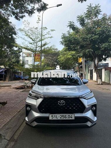 Toyota Veloz Cross 2024 Số tự động 30000 km Bạc