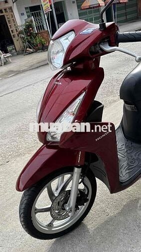 Honda Vision 2016 Đỏ đen ( hỗ trợ góp )