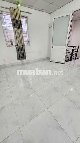 Cho thuê nhà đường xe tải gần Phạm Văn Đồng8tr tháng 2pn 2wc