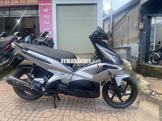 Honda AirBlade 2010 Fi Bạc đen