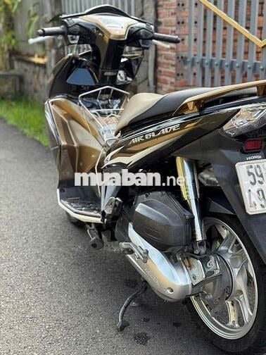 Honda Air Blade 125 Vàng đồng