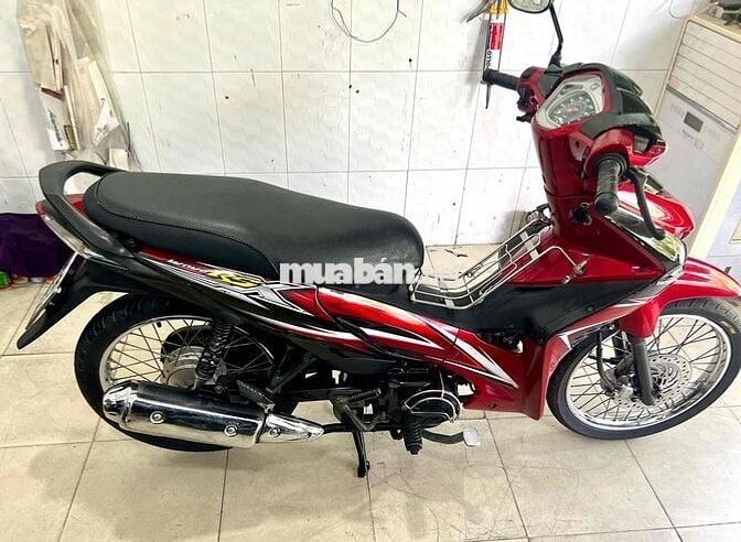 Wave RSX 2011 chất xe rin còn rất là đẹp !